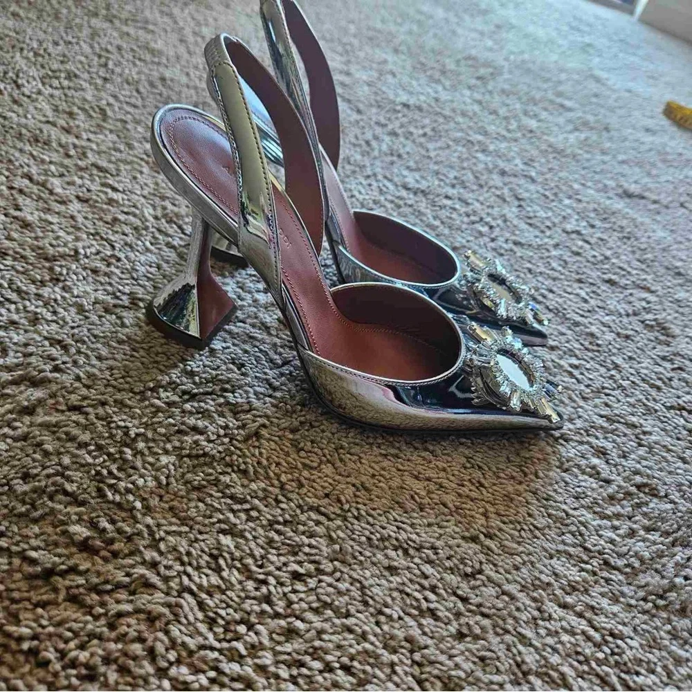 COPY - Amina Muaddi Begum Pointed Toe Slingback Pump - Picture 12 of 14